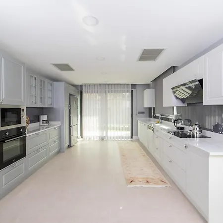Luxury 4 Bedroom With A Fantastic Sea View Bitez
