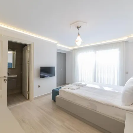 Luxury 4 Bedroom With A Fantastic Sea View Bitez