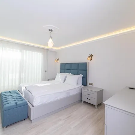 别墅 Luxury 4 Bedroom With A Fantastic Sea View Bitez *