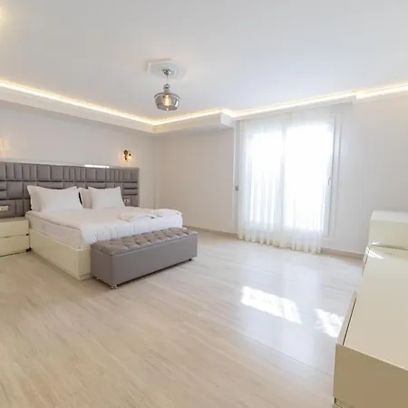 Βίλα Luxury 4 Bedroom With A Fantastic Sea View Bitez